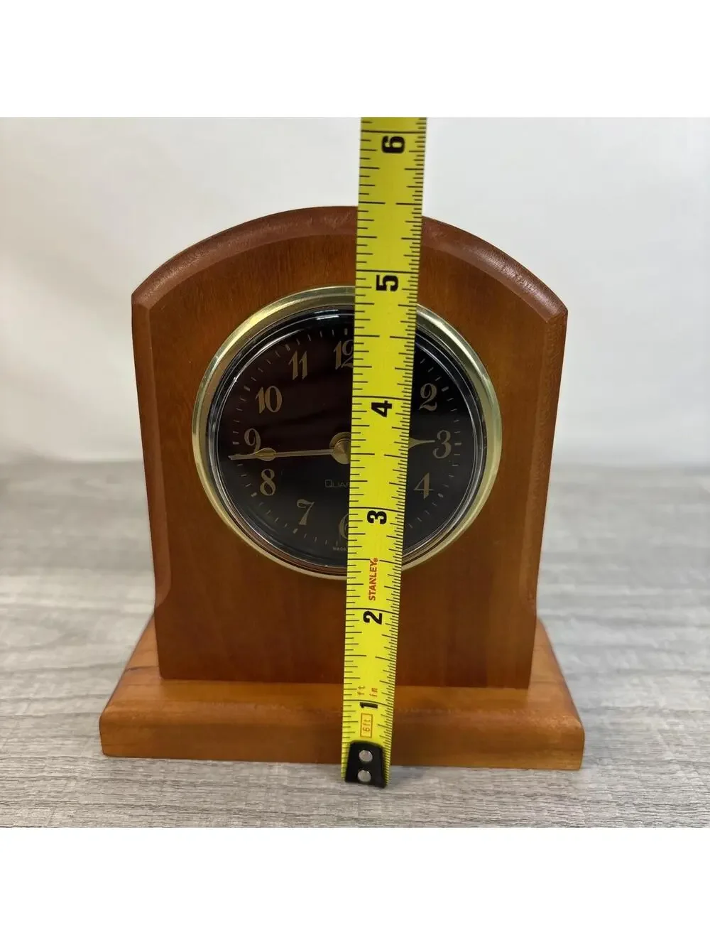 Vintage Solid Wood Mantel / Desk Quartz Clock – Made in USA